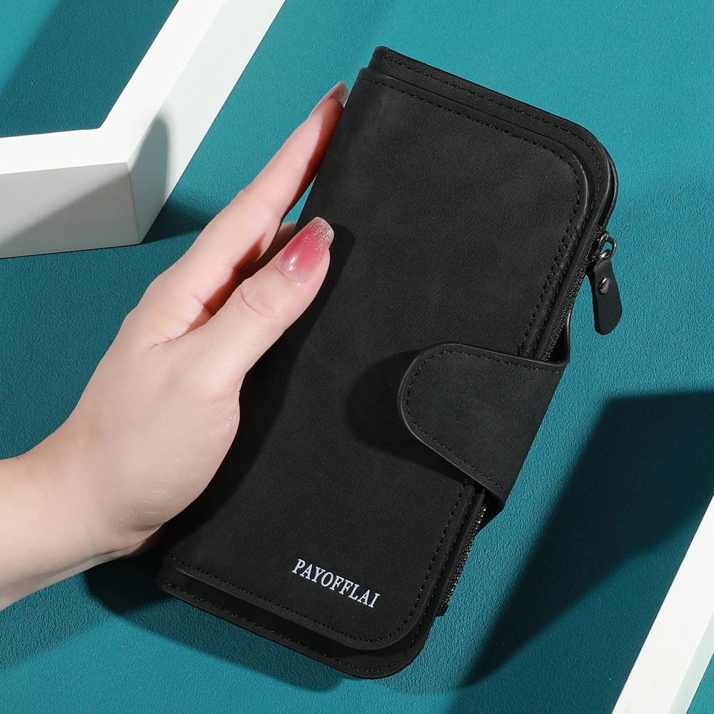 Interior Design Photo - Ladies' long wallet and mobile phone
