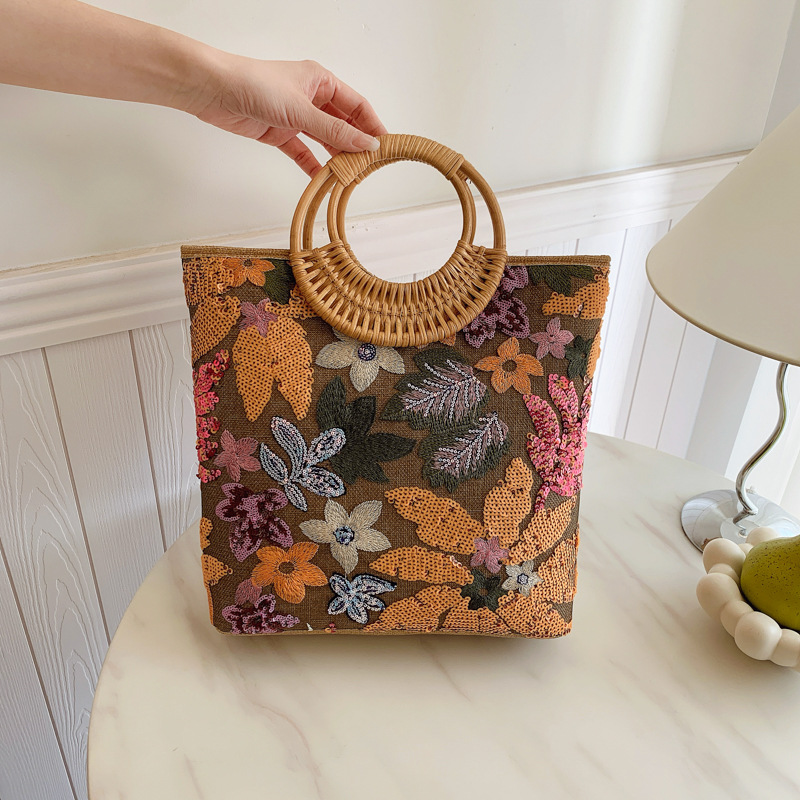 Sequin Flower Graphic Top Hand - Interior Design Graphic Design ulasan dan harga
